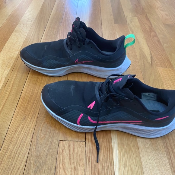 Nike men’s run shield running shoe main image 3